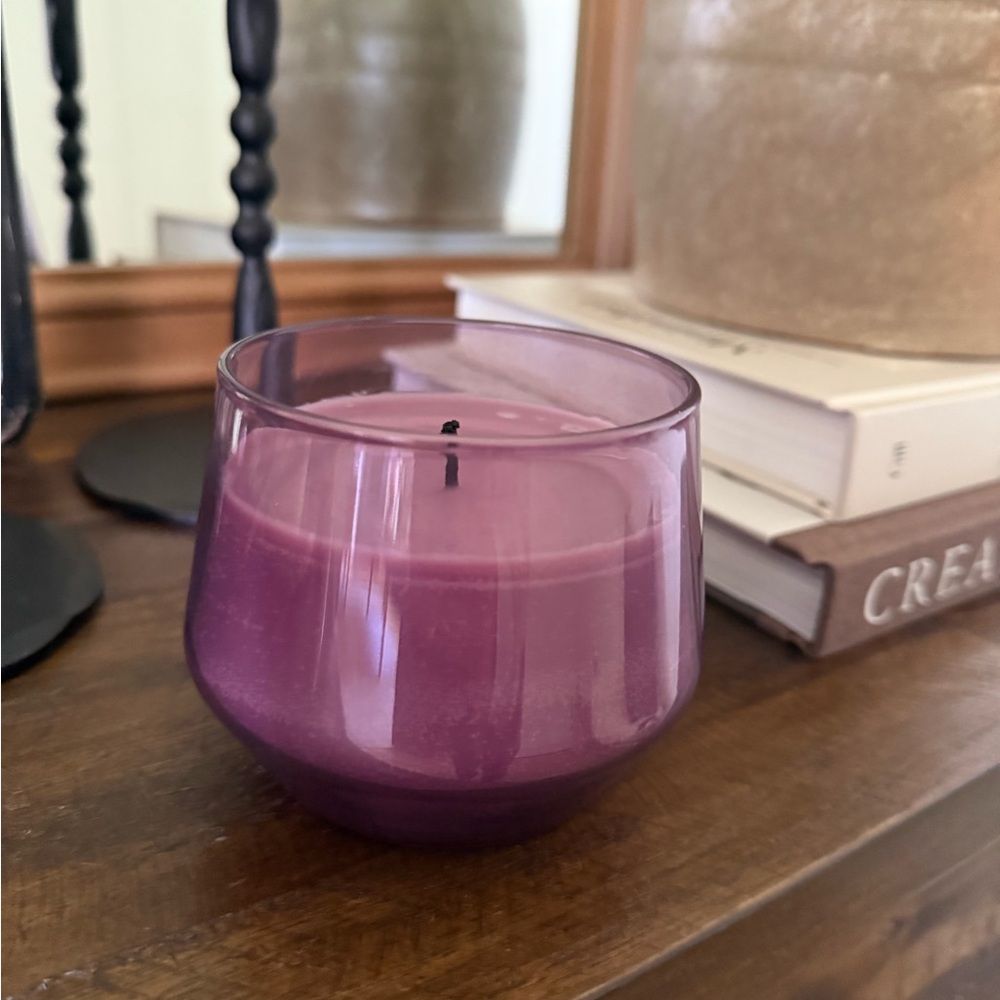 Yankee Candle Purple Glass Candle